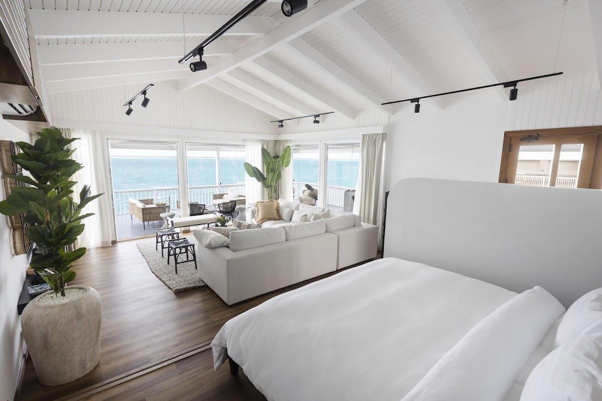 OIA Beach Resort