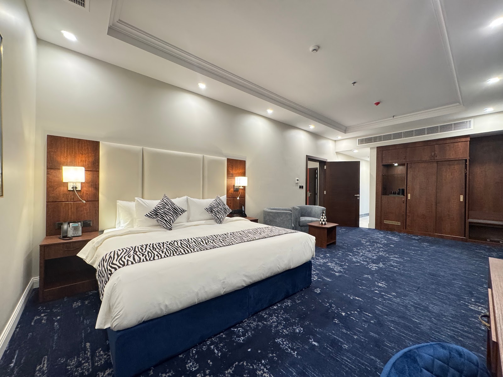Sunday Jeddah Hotel