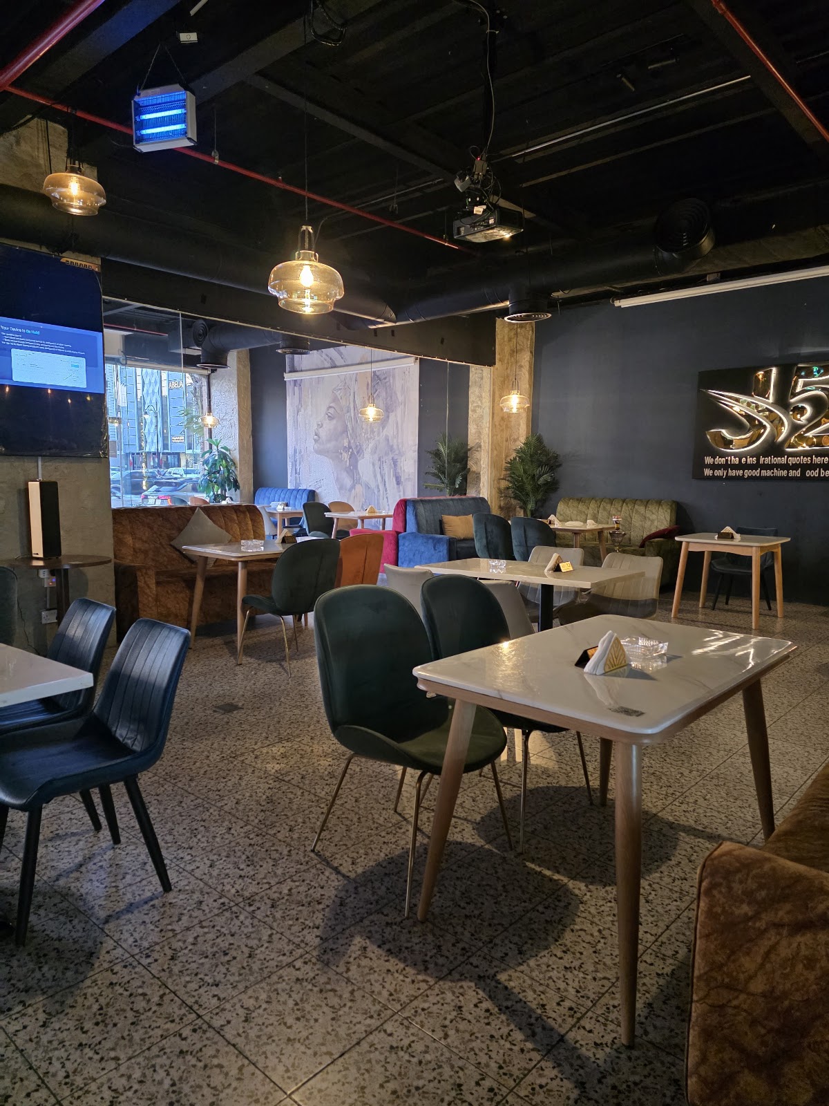 J52 Cafe
