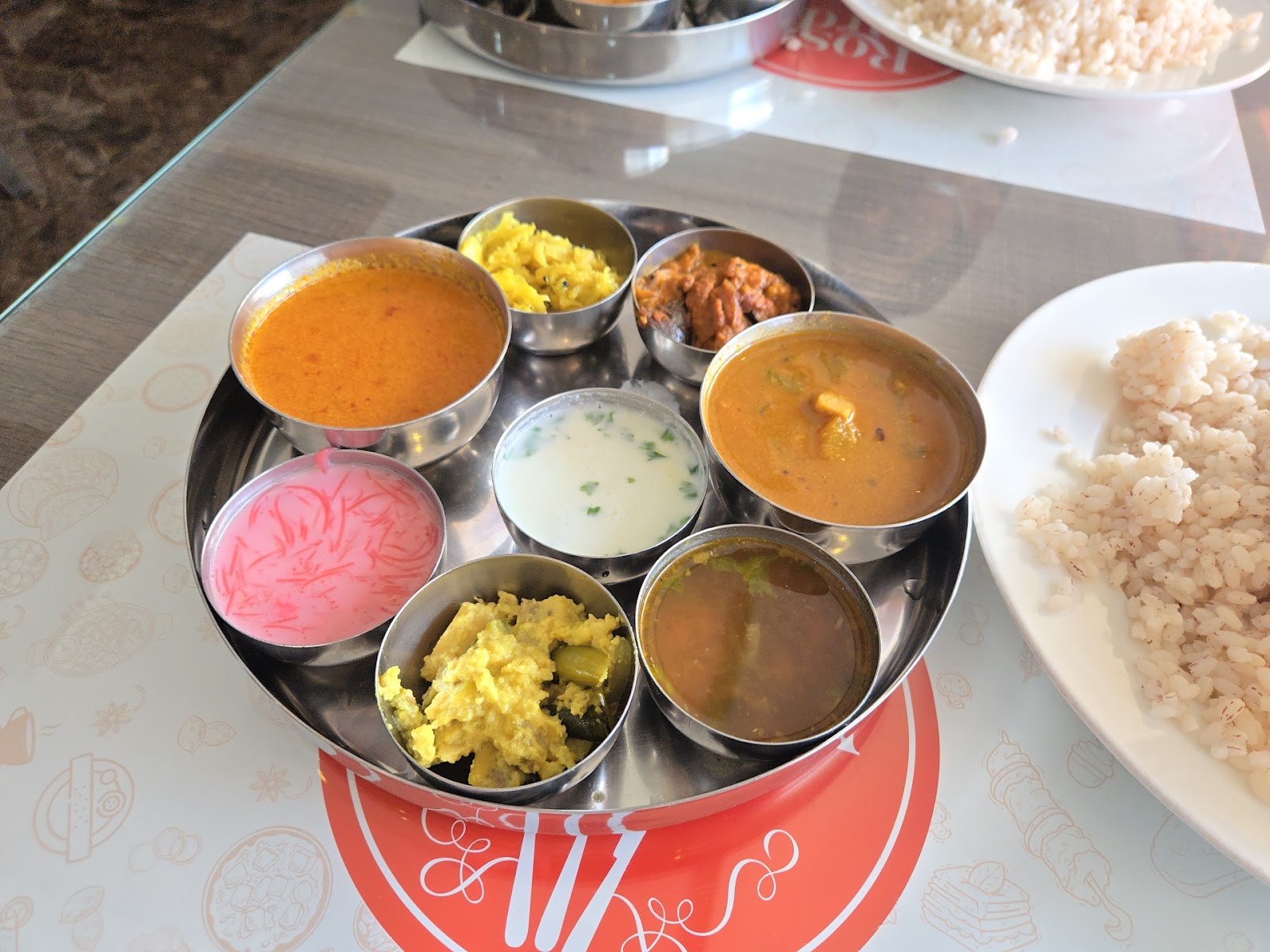 مطعم روز جاردن