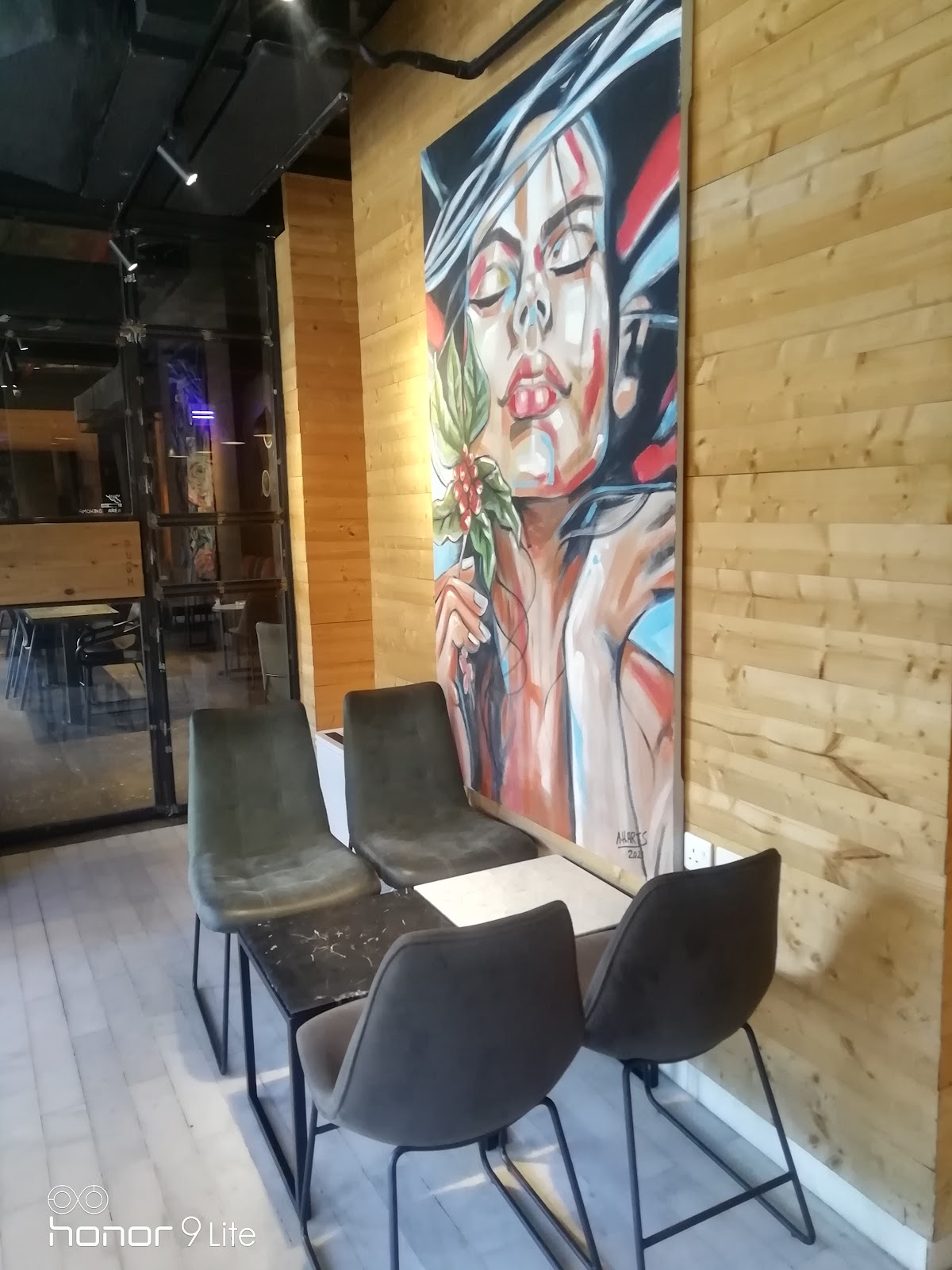 1/15 Neighborhood Cafe Rawdah