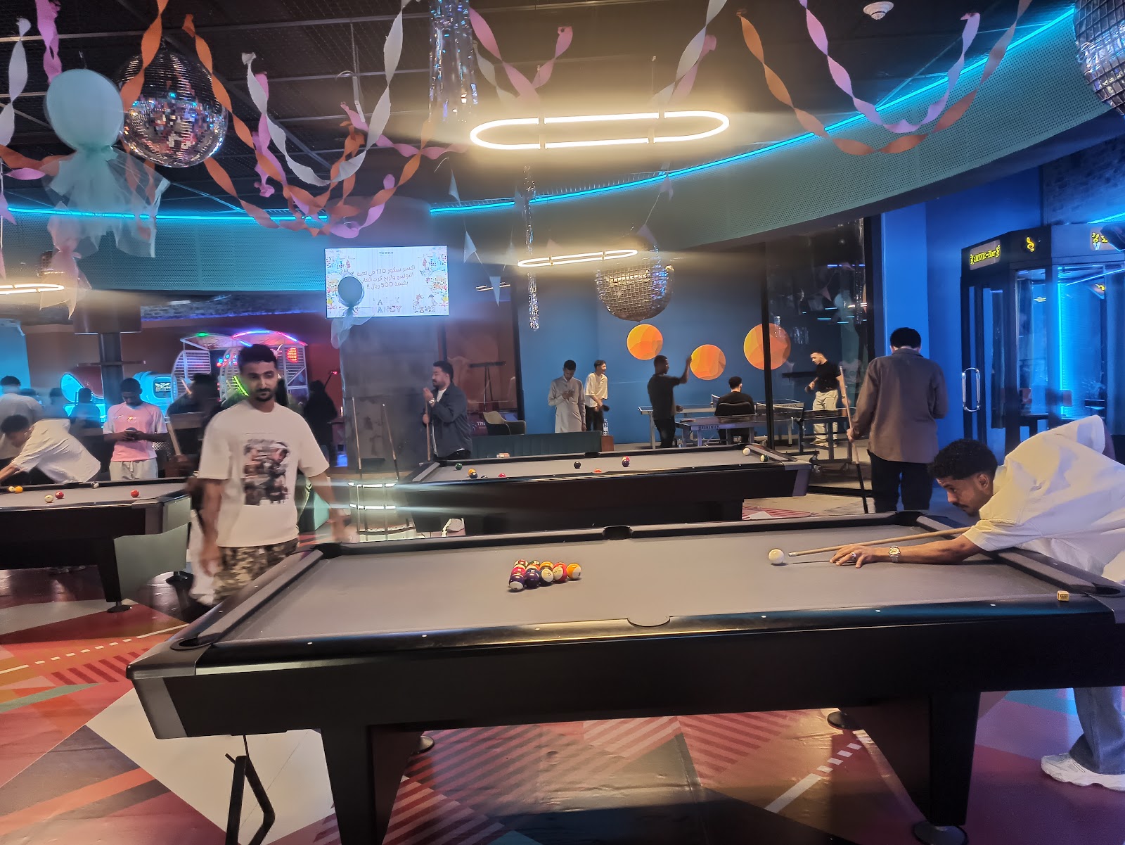 The B Club نادي البولينج - ترفيه في جدة - 5