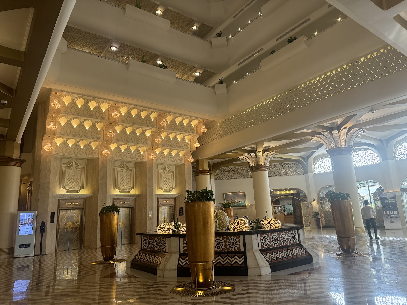 النافورة - كافيهات في جدة - 4