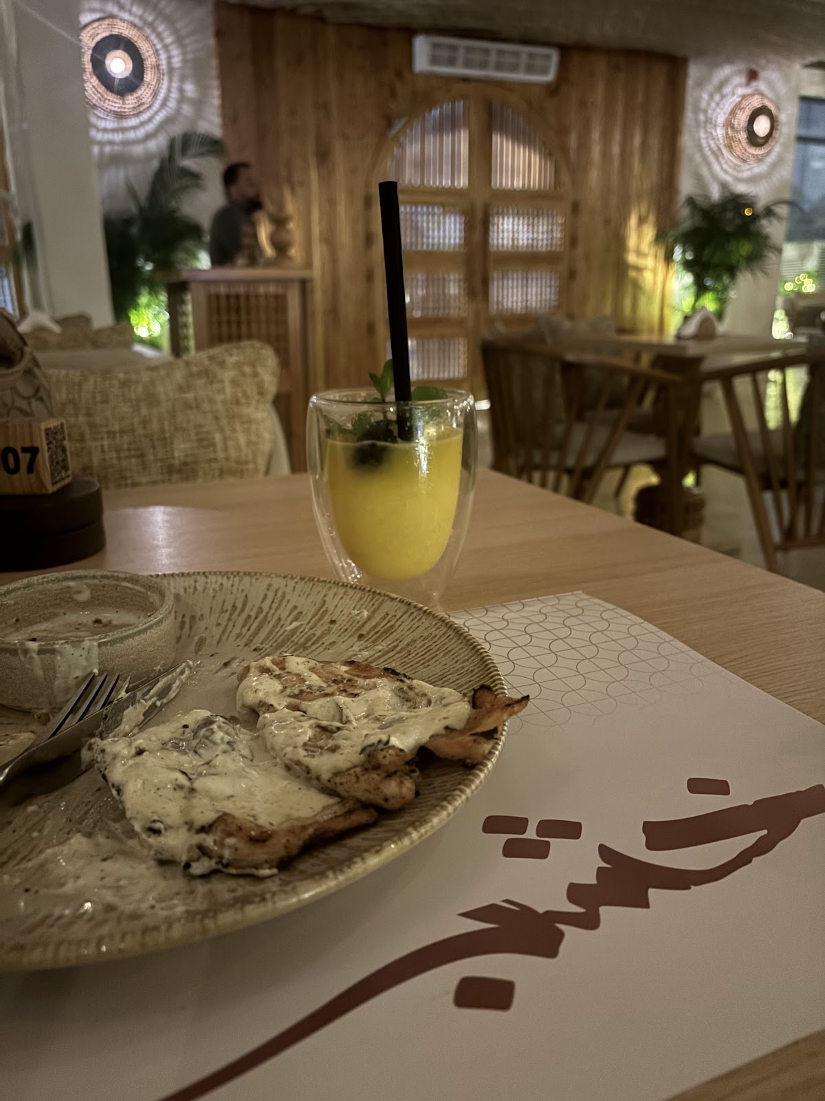 خشب لاونج - مطاعم في جدة - 6