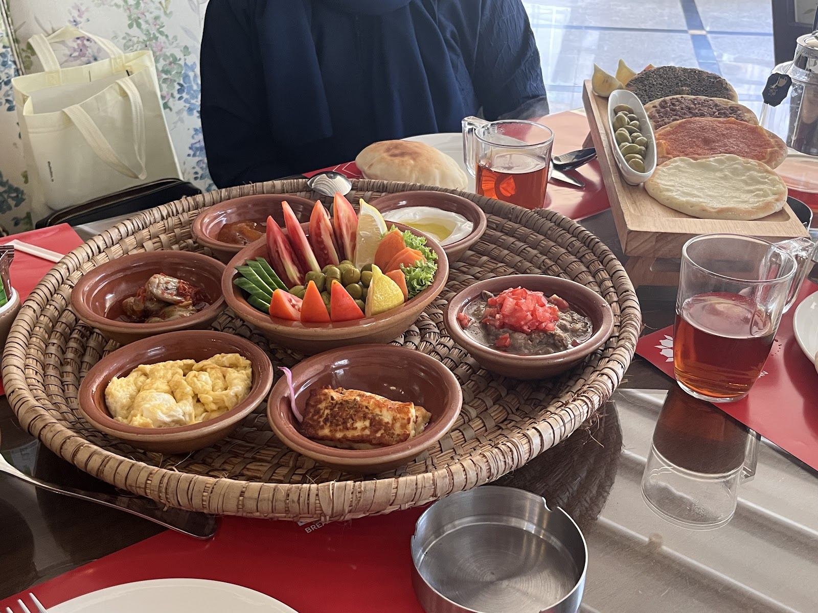 زهر رمان - مطاعم في جدة - 3